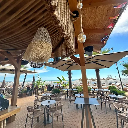 شقة Ambient Family